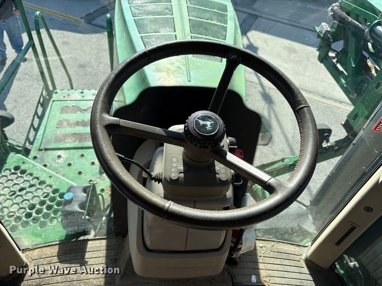 image for item FK1008 2016 John Deere R4038 sprayer