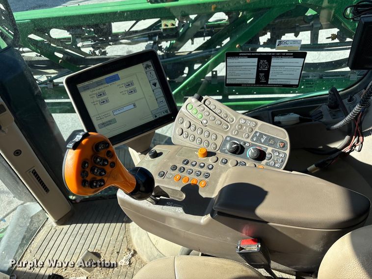image for item FK1008 2016 John Deere R4038 sprayer