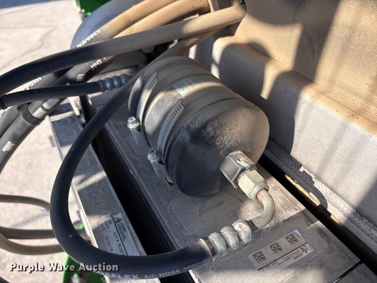 image for item FK1008 2016 John Deere R4038 sprayer