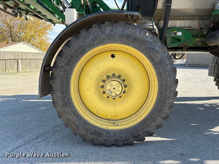 image for item FK1008 2016 John Deere R4038 sprayer