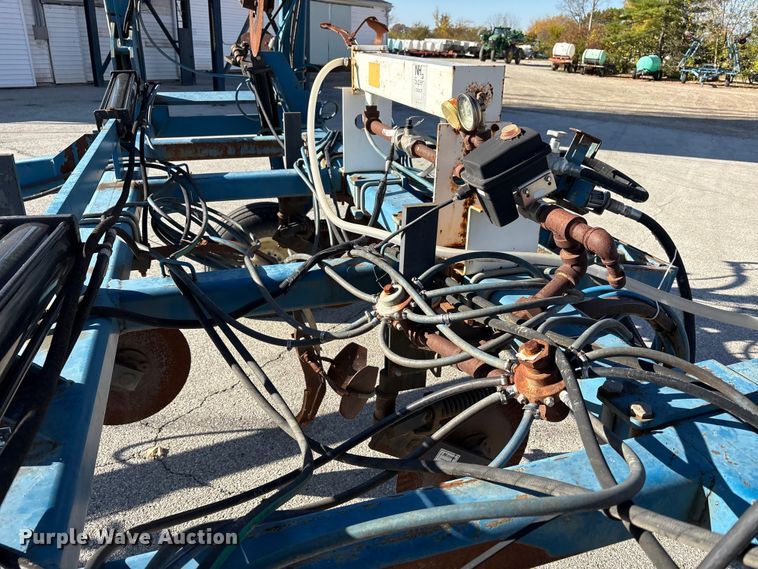 image for item FK1009 AG Systems Nitromaster 7200 NH3 applicator