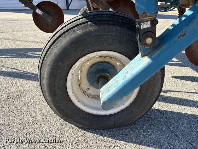 image for item FK1009 AG Systems Nitromaster 7200 NH3 applicator