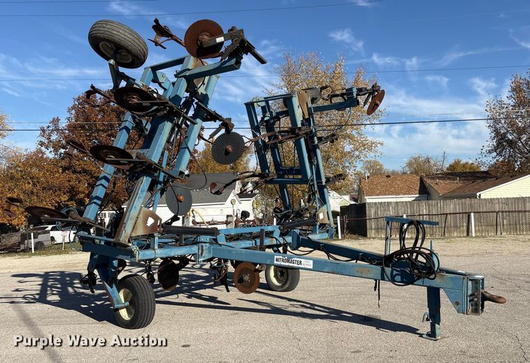 image for item FK1010 AG Systems Nitromaster 7200 NH3 applicator