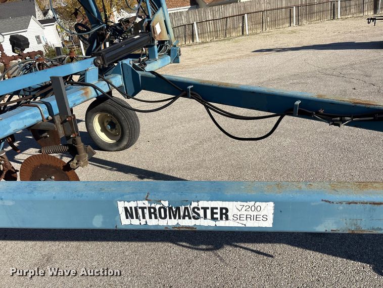 image for item FK1010 AG Systems Nitromaster 7200 NH3 applicator