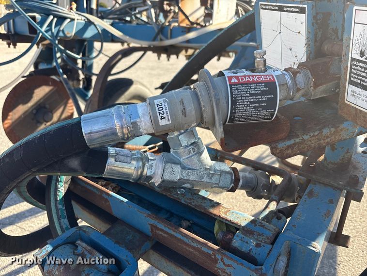 image for item FK1010 AG Systems Nitromaster 7200 NH3 applicator