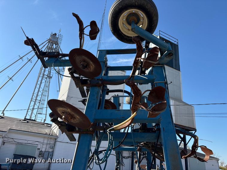 image for item FK1010 AG Systems Nitromaster 7200 NH3 applicator