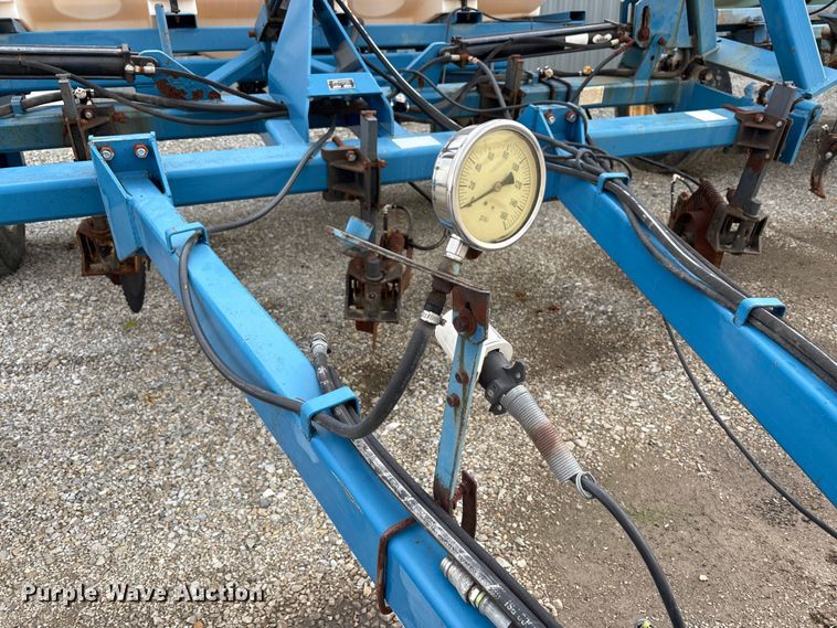 image for item FK1012 AG Systems AG6200 NH3 applicator