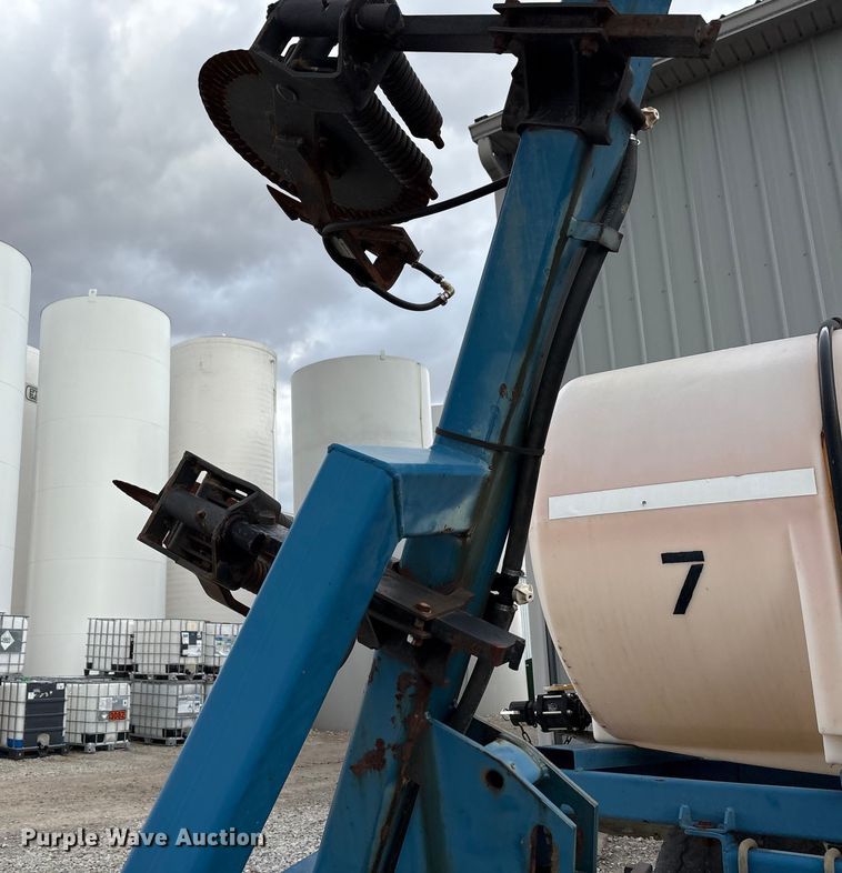 image for item FK1012 AG Systems AG6200 NH3 applicator