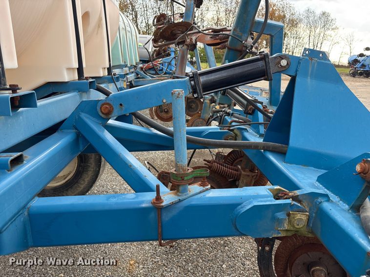 image for item FK1012 AG Systems AG6200 NH3 applicator