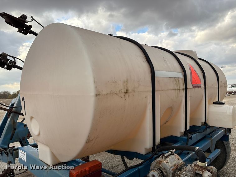 image for item FK1012 AG Systems AG6200 NH3 applicator