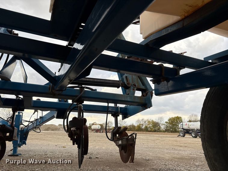 image for item FK1012 AG Systems AG6200 NH3 applicator