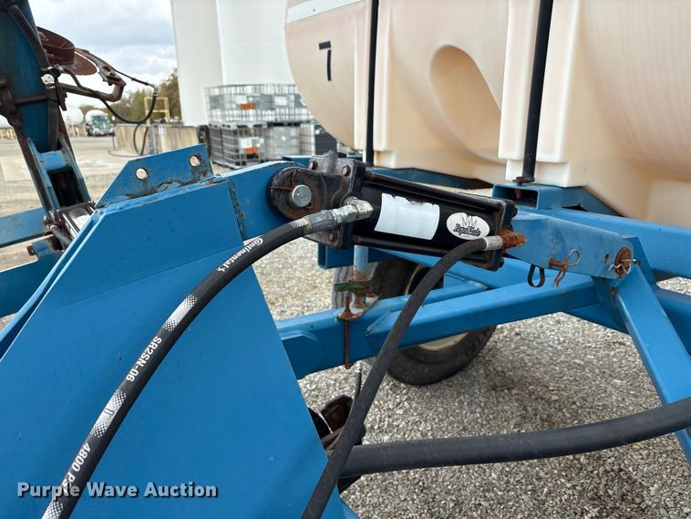 image for item FK1012 AG Systems AG6200 NH3 applicator