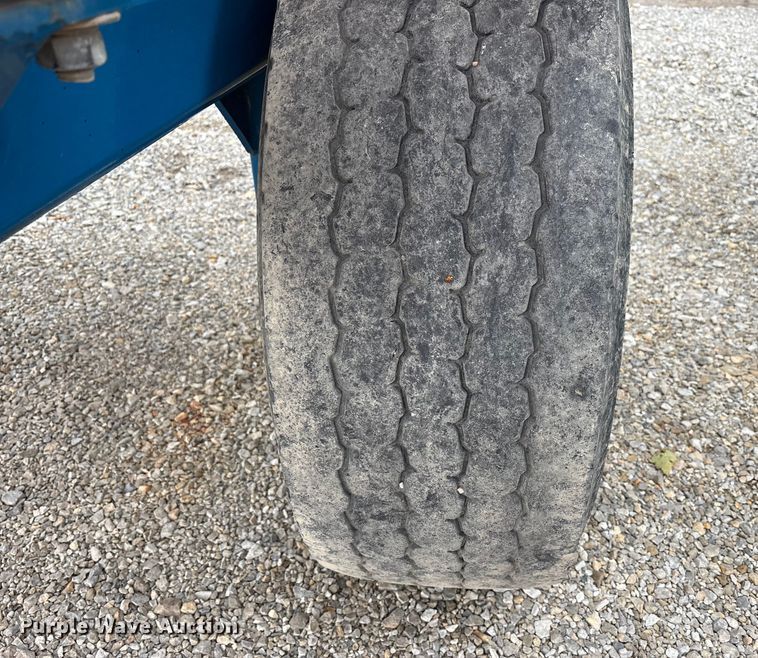 image for item FK1012 AG Systems AG6200 NH3 applicator