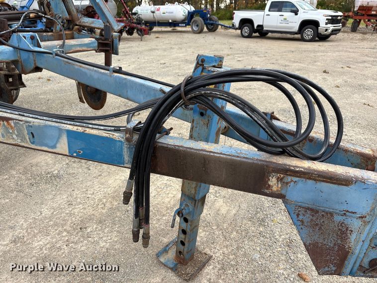 image for item FK1013 AG Systems 6200 NH3 applicator