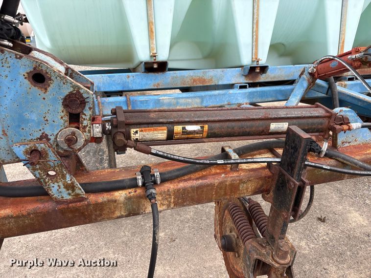 image for item FK1013 AG Systems 6200 NH3 applicator