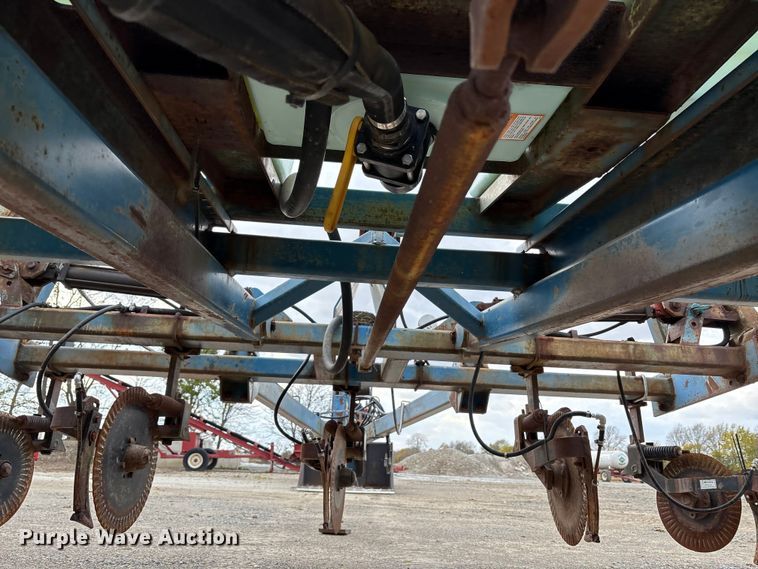 image for item FK1013 AG Systems 6200 NH3 applicator