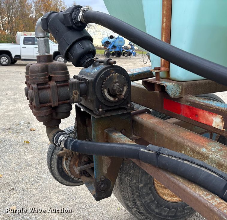 image for item FK1013 AG Systems 6200 NH3 applicator