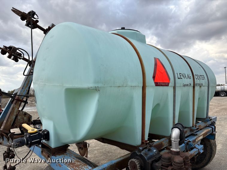 image for item FK1013 AG Systems 6200 NH3 applicator