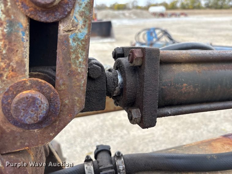 image for item FK1013 AG Systems 6200 NH3 applicator