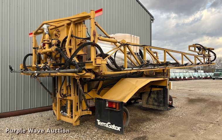 image for item FK1014 AGCO sprayer