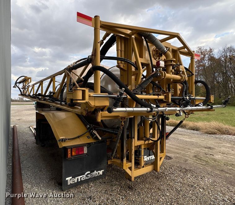 image for item FK1014 AGCO sprayer