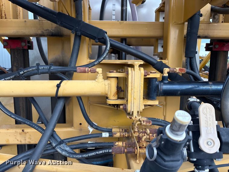 image for item FK1014 AGCO sprayer