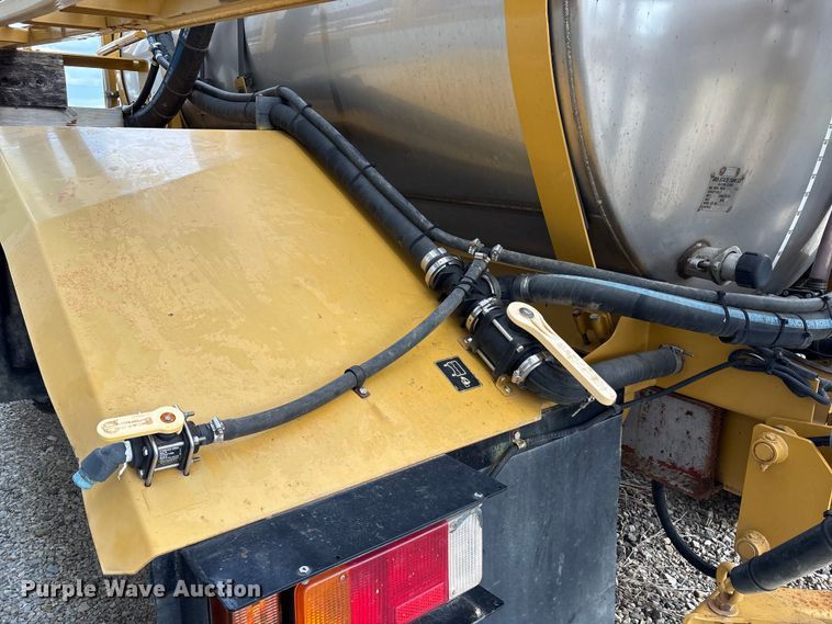 image for item FK1014 AGCO sprayer