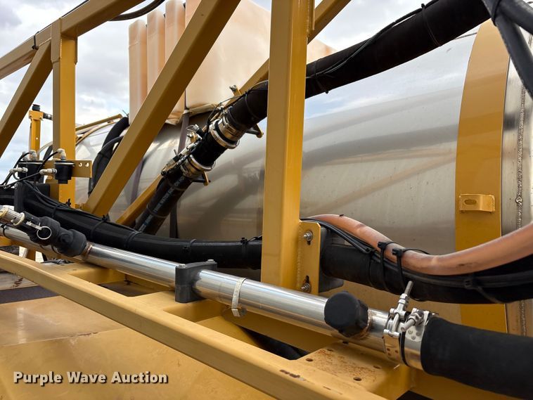 image for item FK1014 AGCO sprayer