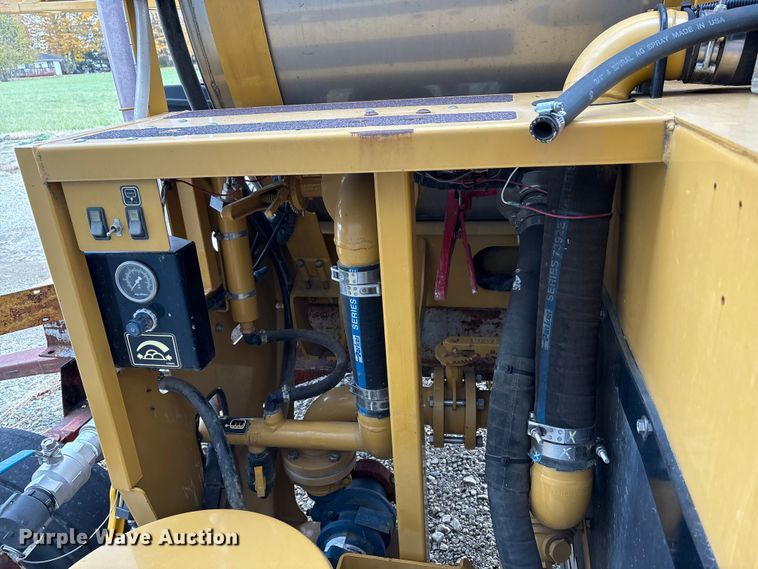 image for item FK1014 AGCO sprayer