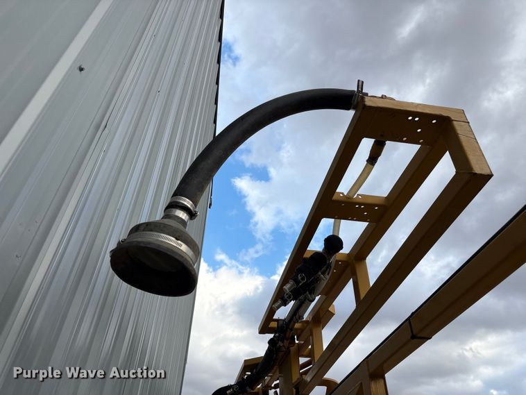 image for item FK1014 AGCO sprayer