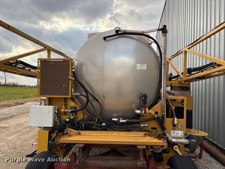 image for item FK1014 AGCO sprayer