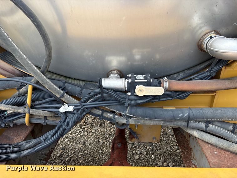 image for item FK1014 AGCO sprayer