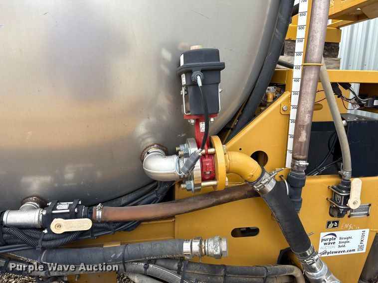 image for item FK1014 AGCO sprayer