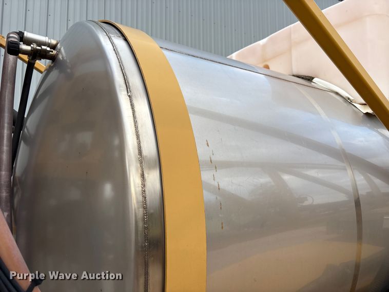 image for item FK1014 AGCO sprayer