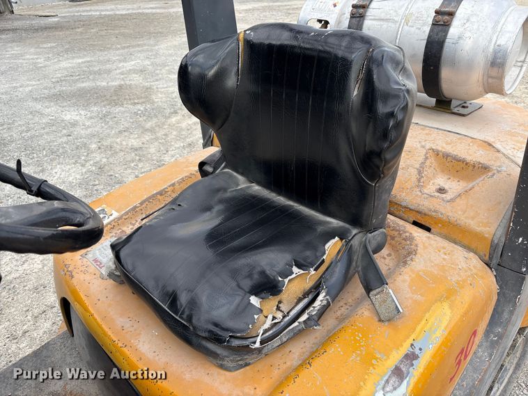 image for item FK1015 TCM FG30T7L forklift