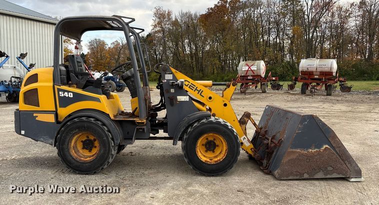 image for item FK1016 2011 Gehl AL540 wheel loader