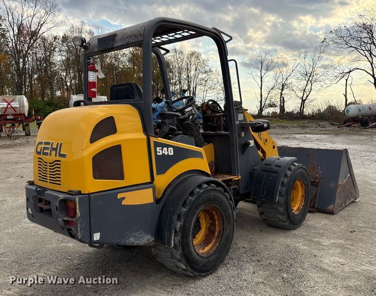 image for item FK1016 2011 Gehl AL540 wheel loader