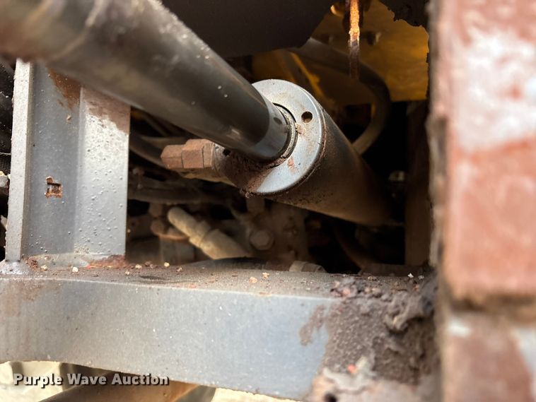 image for item FK1016 2011 Gehl AL540 wheel loader