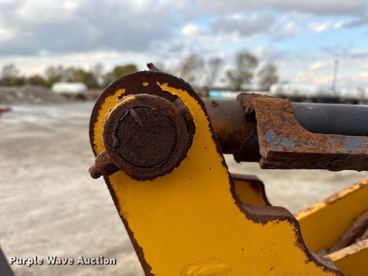 image for item FK1016 2011 Gehl AL540 wheel loader