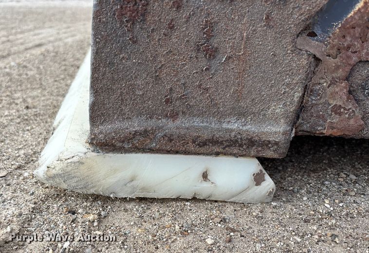 image for item FK1016 2011 Gehl AL540 wheel loader