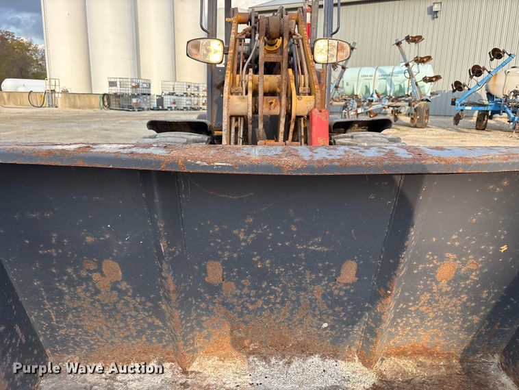 image for item FK1016 2011 Gehl AL540 wheel loader