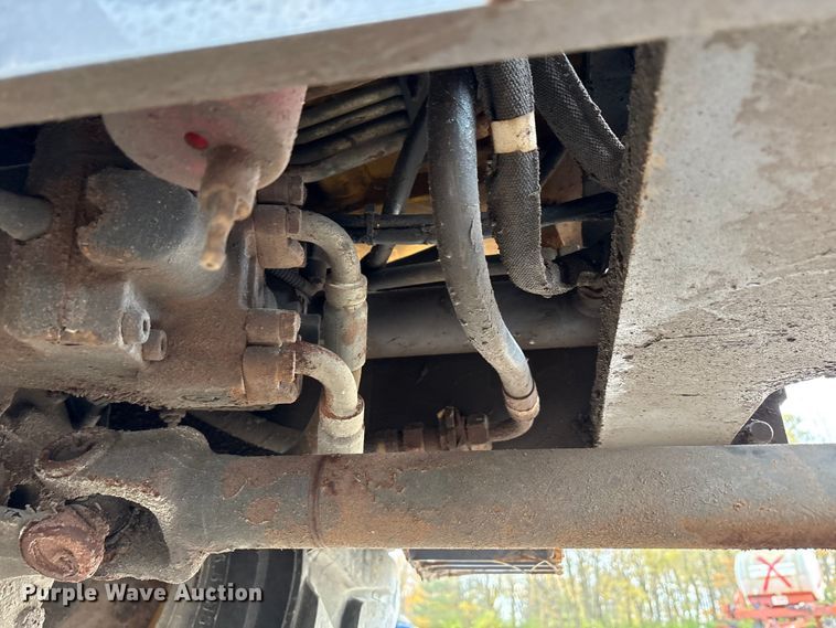 image for item FK1016 2011 Gehl AL540 wheel loader