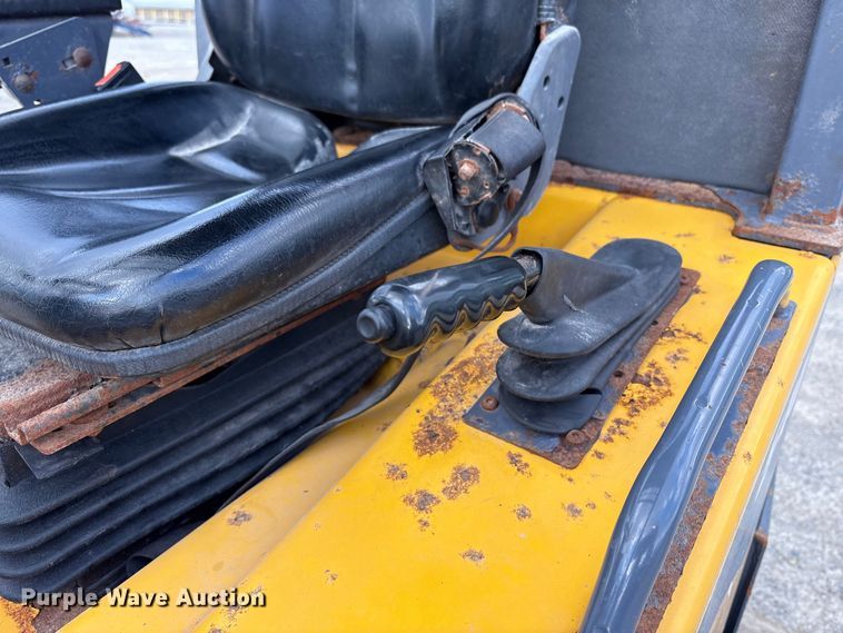 image for item FK1016 2011 Gehl AL540 wheel loader