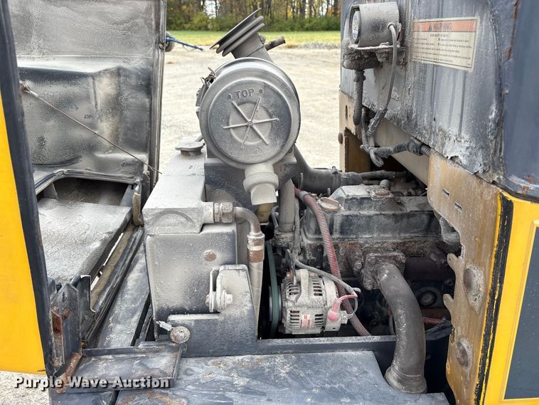 image for item FK1016 2011 Gehl AL540 wheel loader