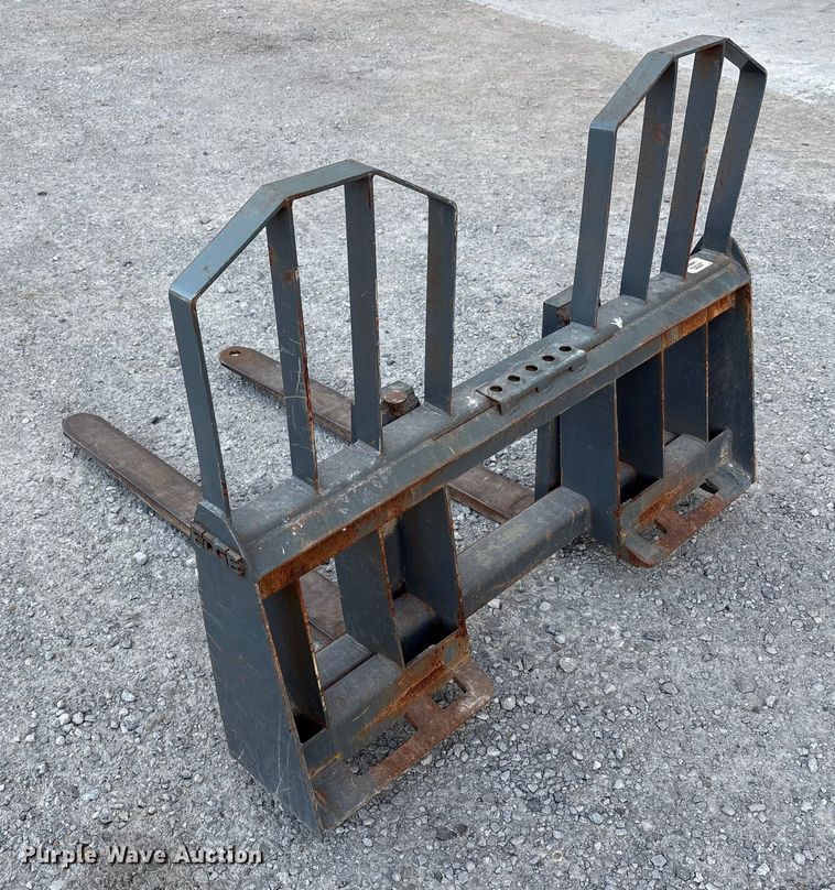 image for item FK1016 2011 Gehl AL540 wheel loader