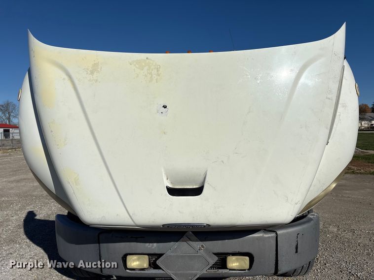 image for item FK1017 2005 Freightliner M2 106 truck cab and chassis