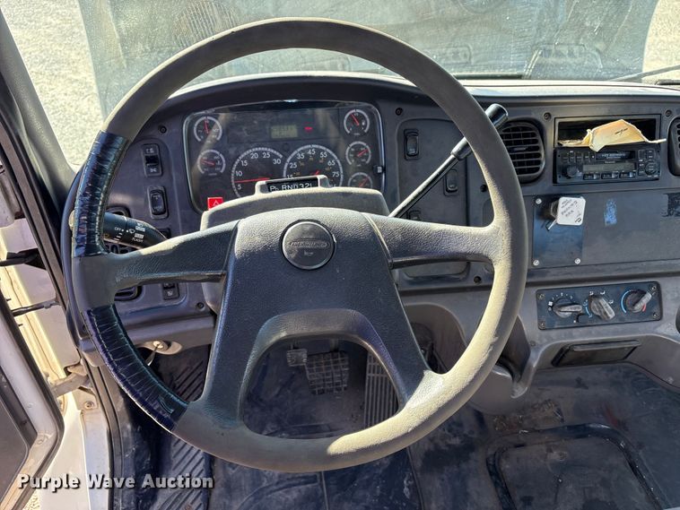 image for item FK1017 2005 Freightliner M2 106 truck cab and chassis