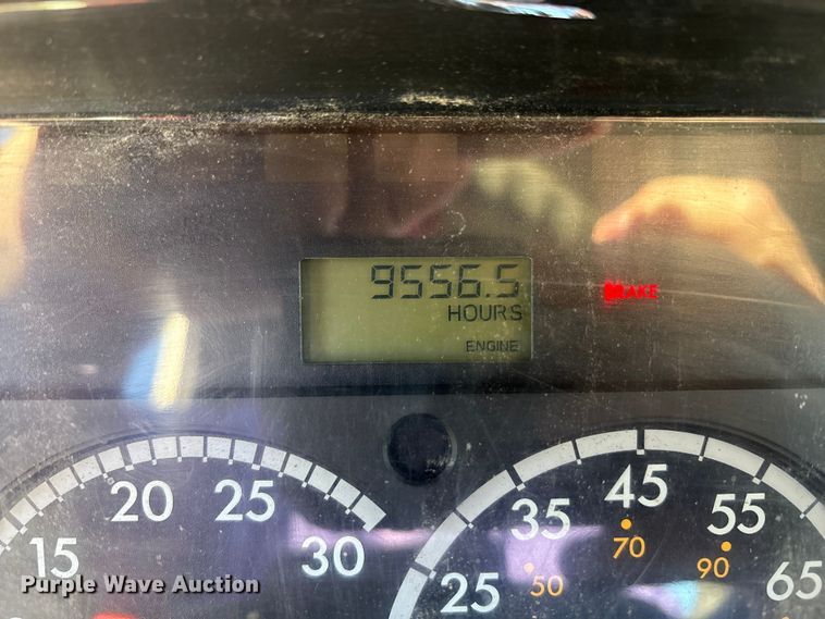 image for item FK1017 2005 Freightliner M2 106 truck cab and chassis