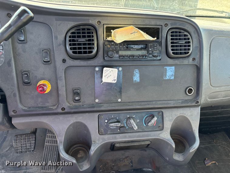 image for item FK1017 2005 Freightliner M2 106 truck cab and chassis