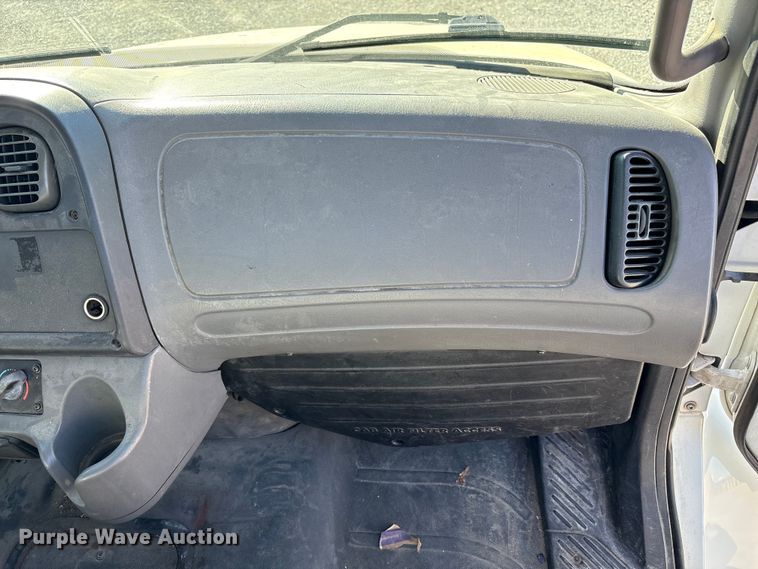 image for item FK1017 2005 Freightliner M2 106 truck cab and chassis